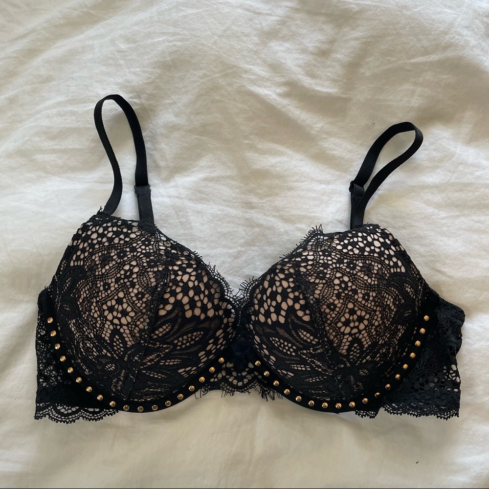 Victoria’s Secret Bombshell Push-Up Bra